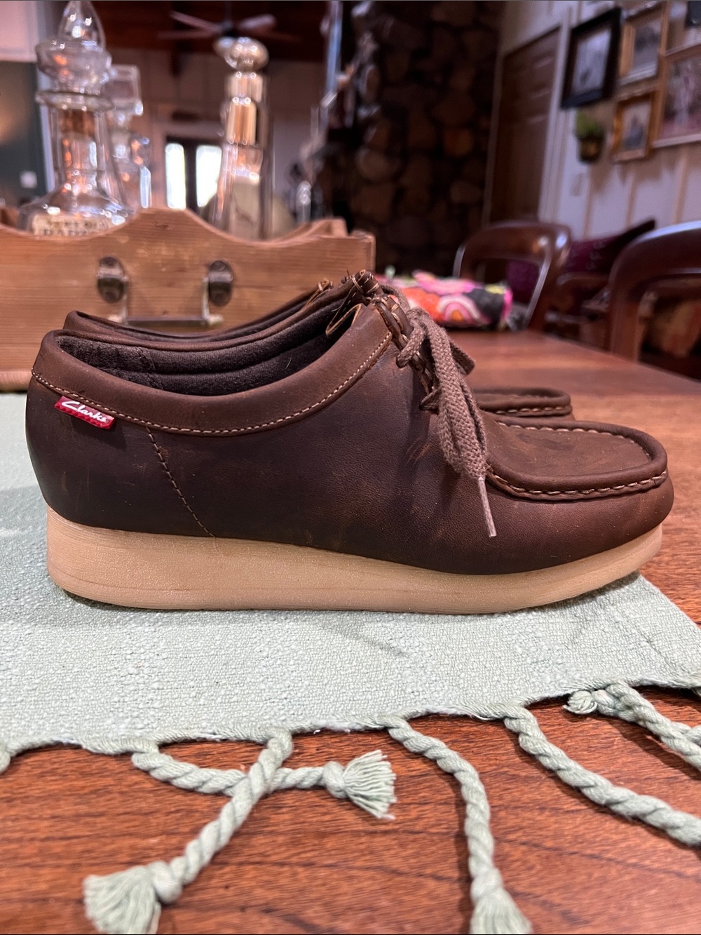 Clarks Leather Low Top Wallabees - Picture 3 of 8